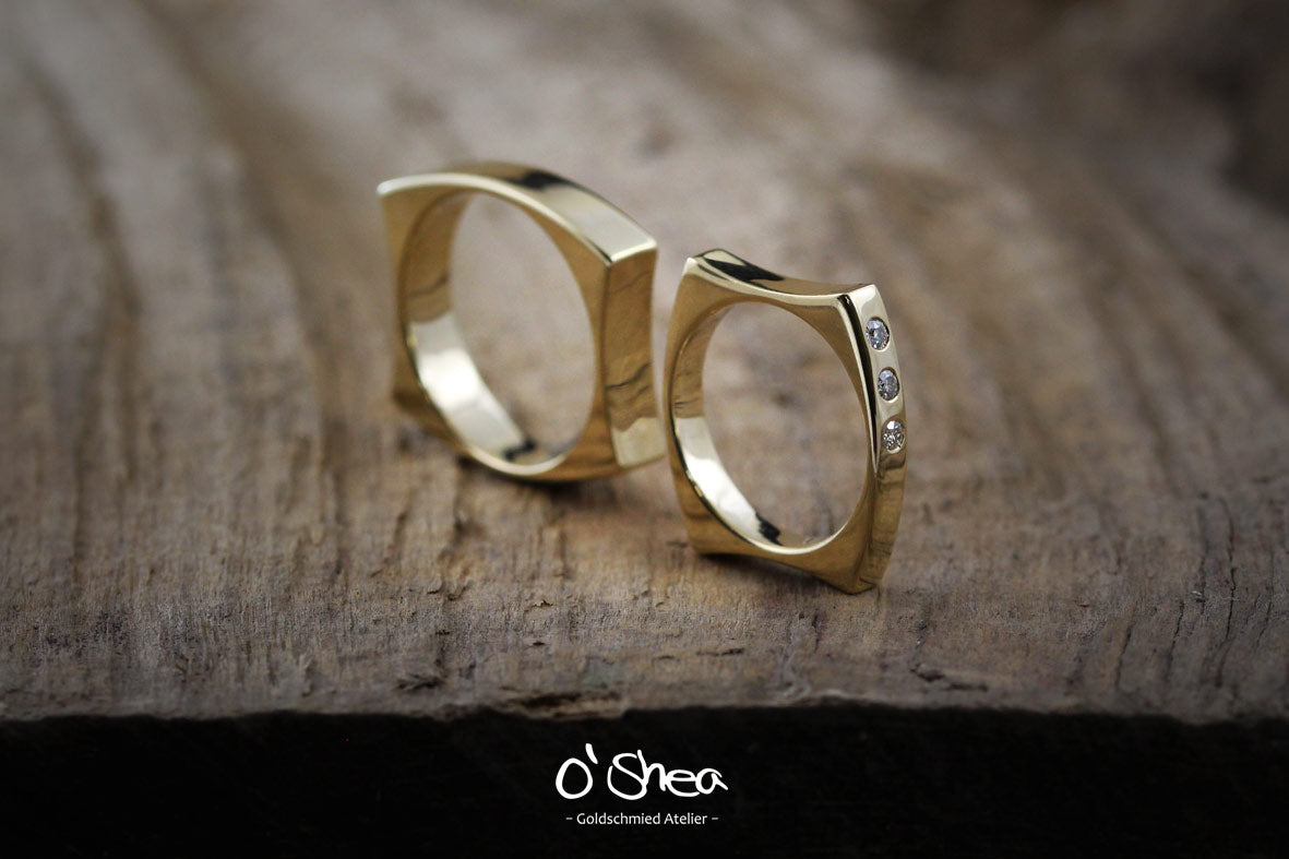 Square wedding rings: The curves fit right between your fingers